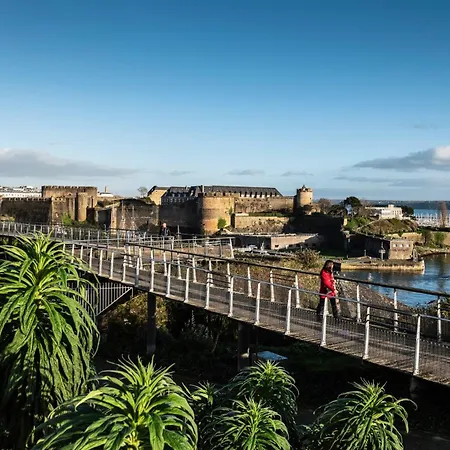 Spacieux En Plein Coeur De Brest