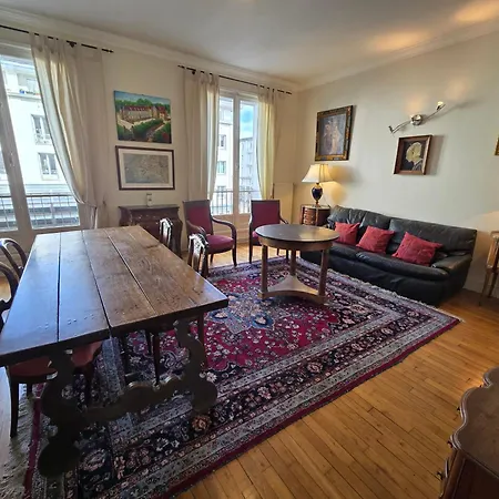 Apartment Spacieux En Plein Coeur De Brest
